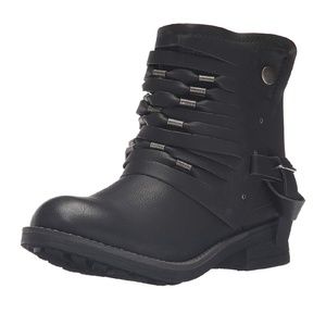 Coolway Baru Ankle Bootie sz. 7